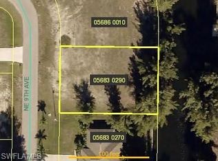 4035 NE 9th Ave, Cape Coral, FL 33909
