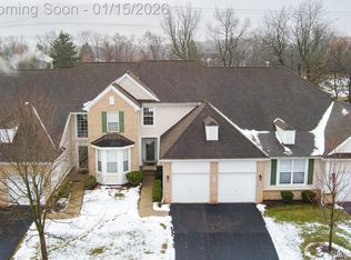 5710 Pinecroft Ct, Clarkston, MI 48346