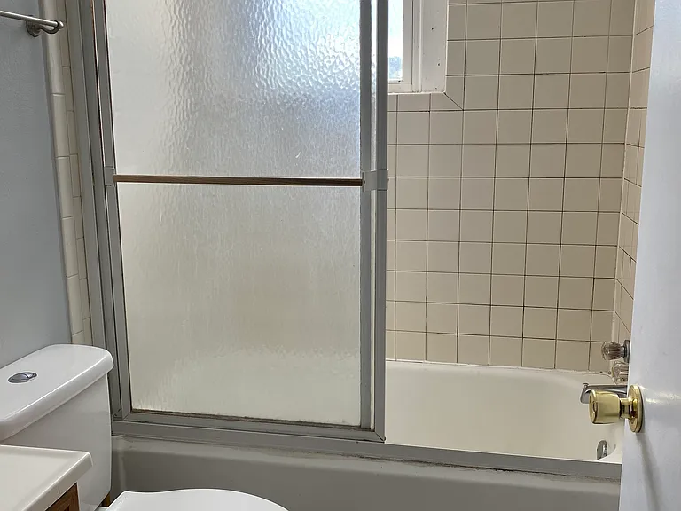625 W King St #5 — Photo 7