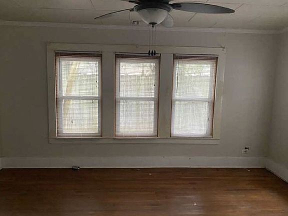 Additional Living Room