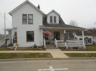 131 W Cornelia St, Darlington, WI 53530