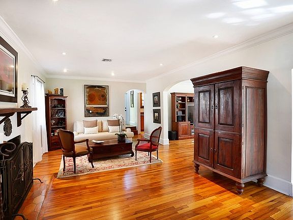5th image of 437 Perugia Ave