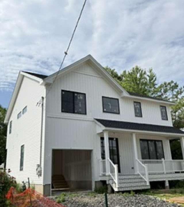1st image of 38 Mystic St