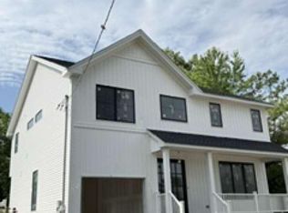 38 Mystic St, Fords, NJ 08863