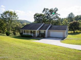 143 Johnny Smith Ln, Clinton, TN 37716