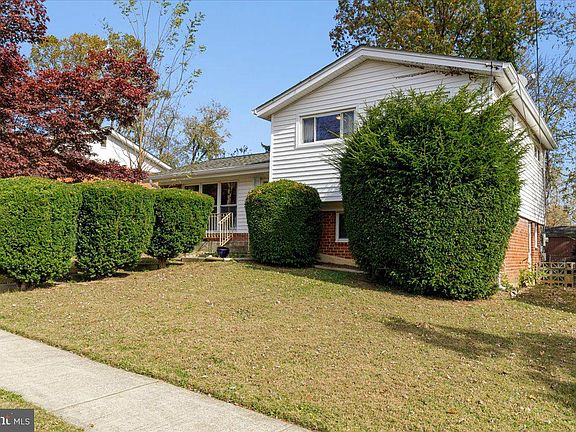 4th image of 13103 Magellan Ave