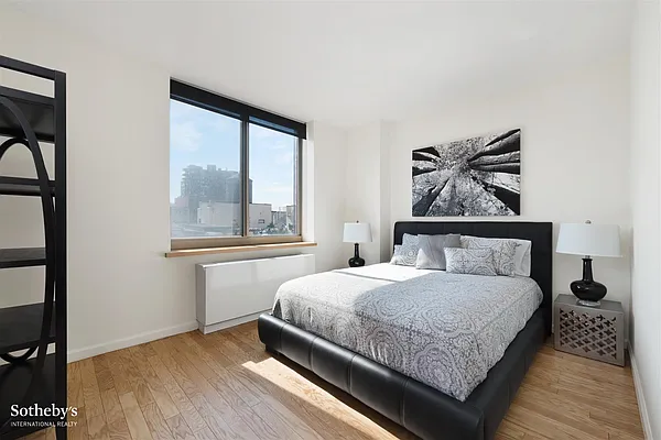 Rented by Sotheby's International Realty | media 26