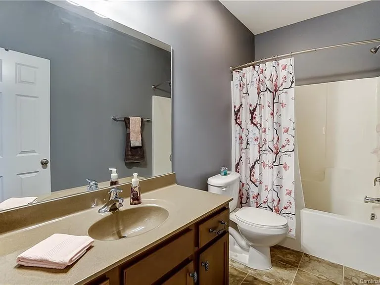 16718 Dolcetto Way — Photo 19