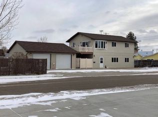 706 4th Ave SE, Sidney, MT 59270