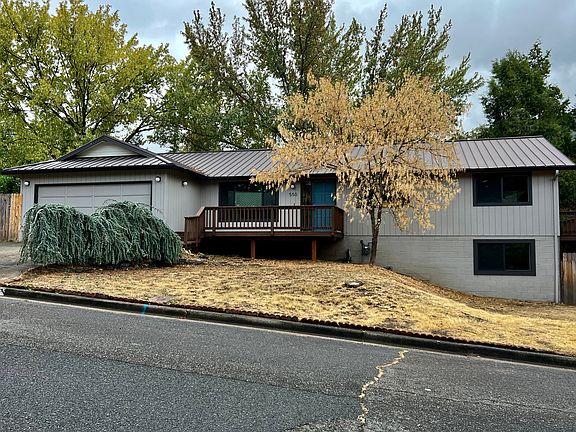 2nd image of 550 Fernwood Dr