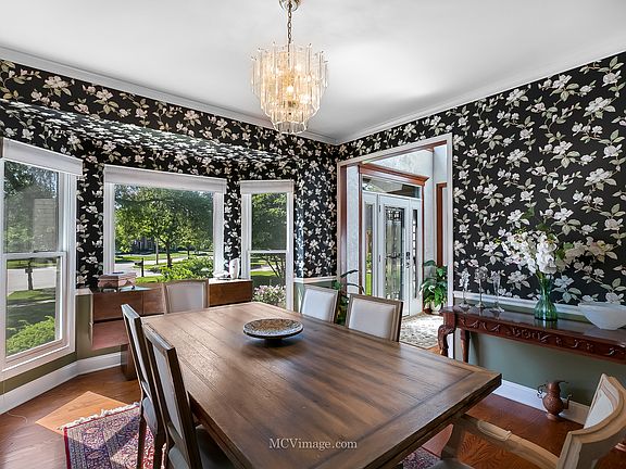 5th image of 1543 Branford Ln