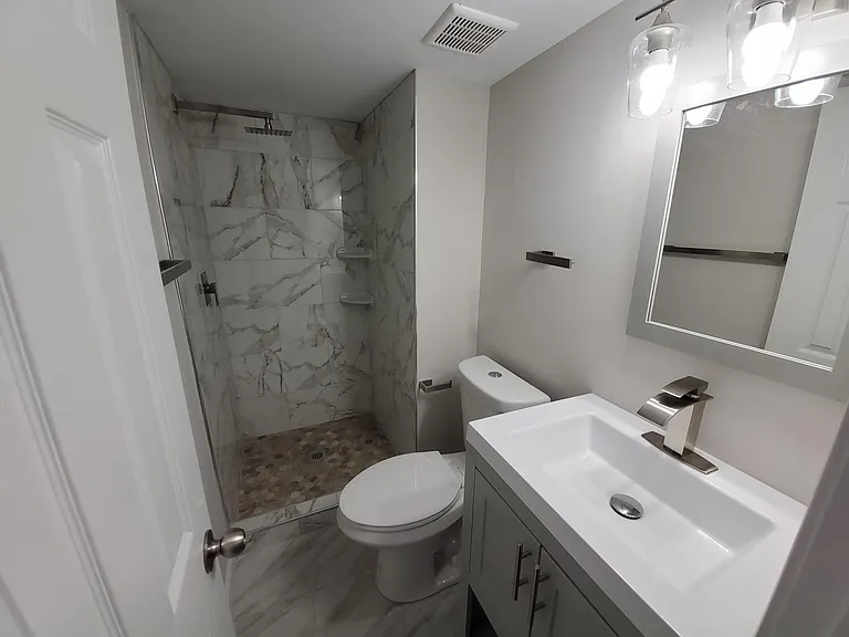 6 Harrowgate Ct — Photo 4