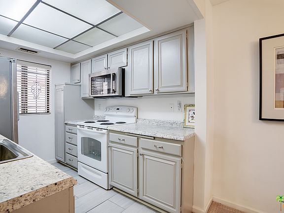 4th image of 1411 N Sunrise Way Unit 6
