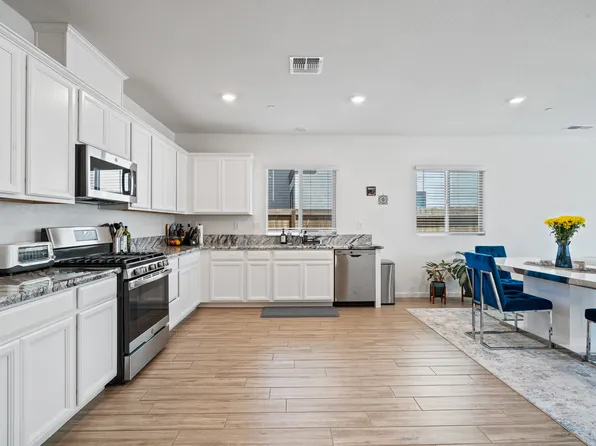 3324 Pruett Dr, Roseville, CA 95747