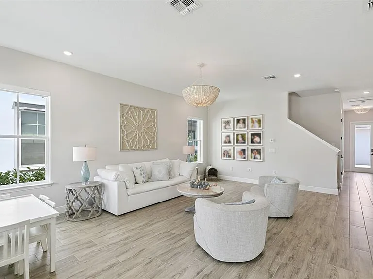 13114 McMillan Dr — Photo 11