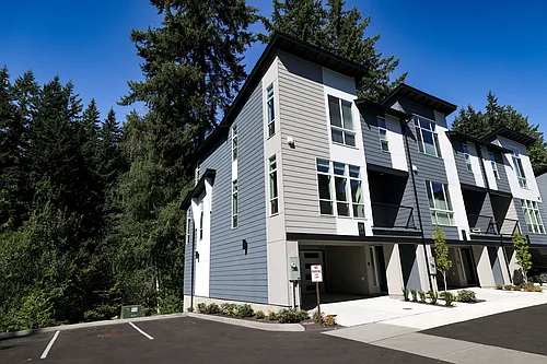 13710 Ash Way #D1 Photo 1