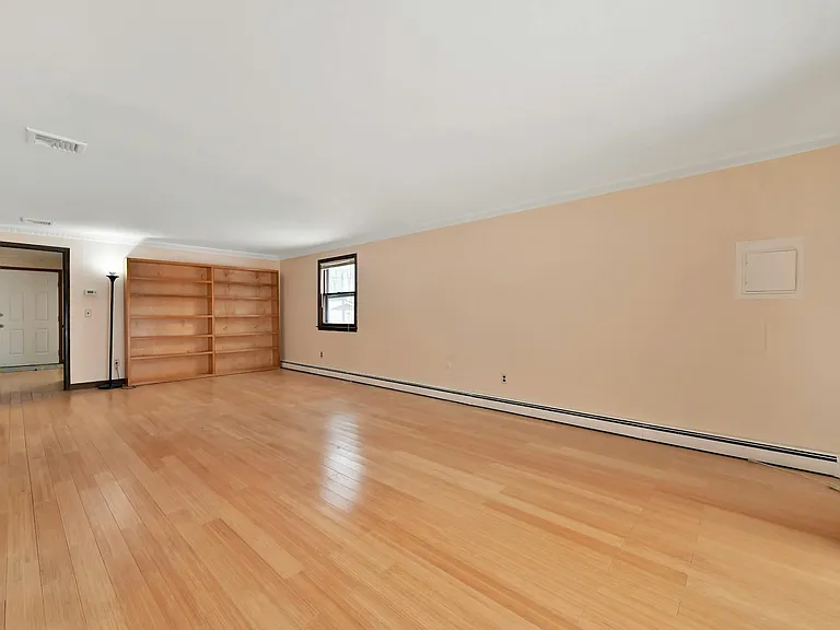 27 Beech St — Photo 21