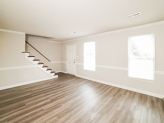 3rd image of 5025 Mereworth Ct
