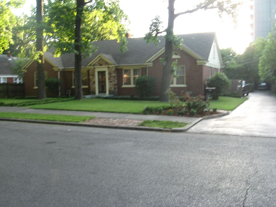 1st image of 571 N Avalon St