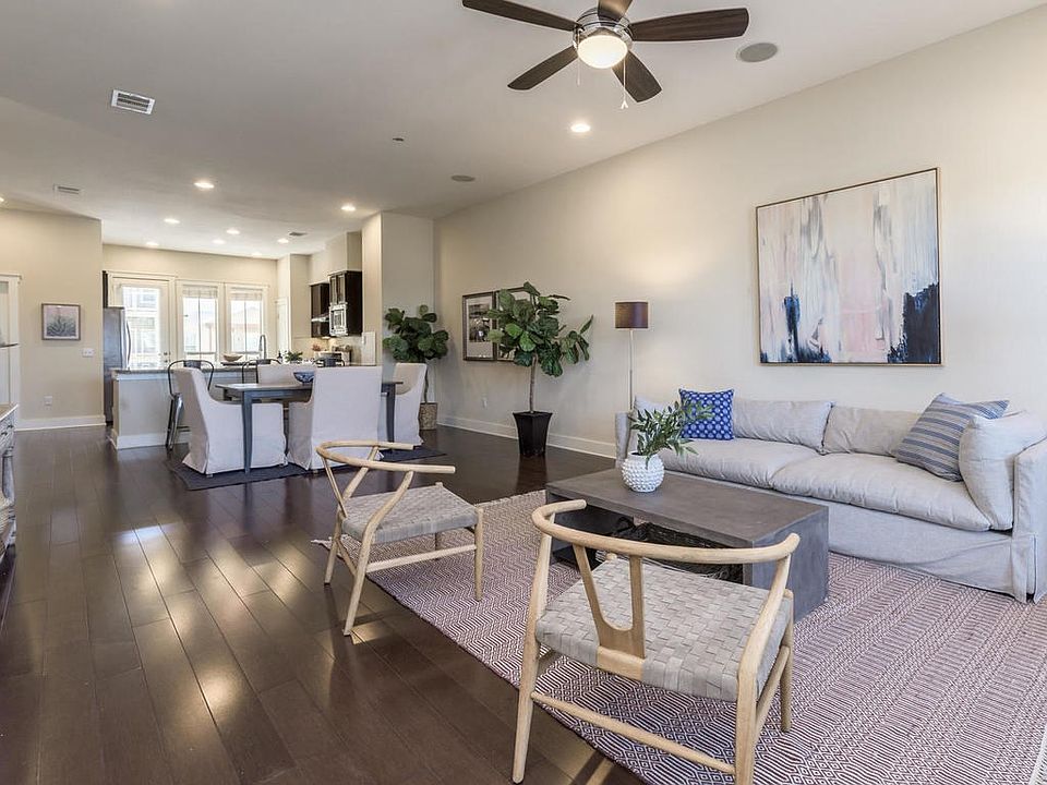 1st image of 2520 Bluebonnet Ln Unit 9