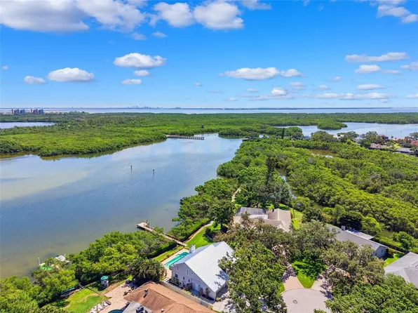 1531 75th Cir NE, Saint Petersburg, FL 33702