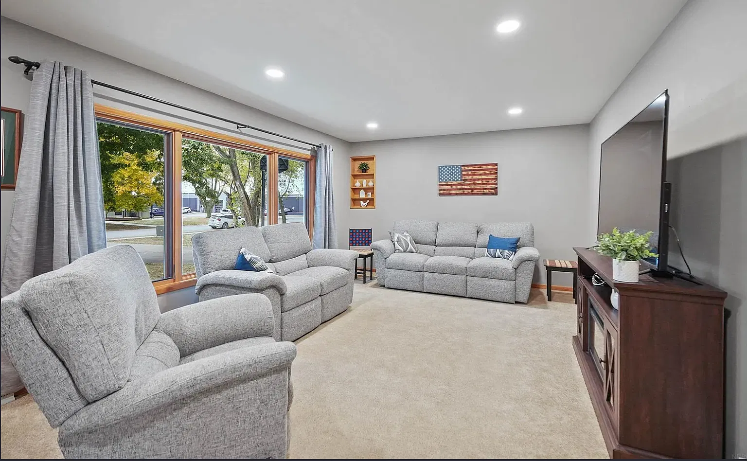 2912 Tucson Drive - 1 — Photo 3