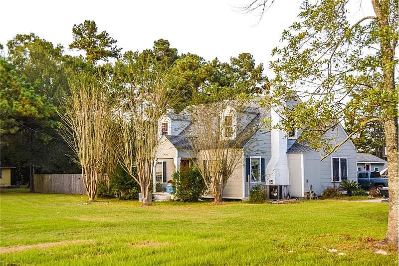 1st image of 18313 Ednie Ln