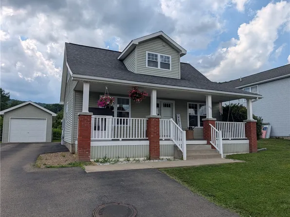 208 N Onofrio St, Bradford, PA 16701