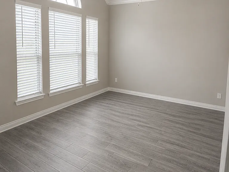 14143 Medina Dr — Photo 5