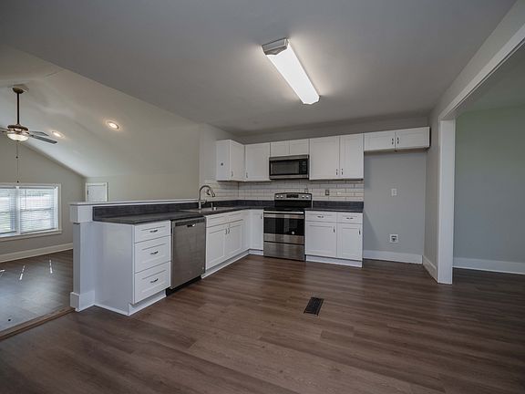 4th image of 6624 Scenic Dr