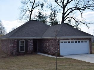 2063 Pebble Creek Loop, Oxford, MS 38655