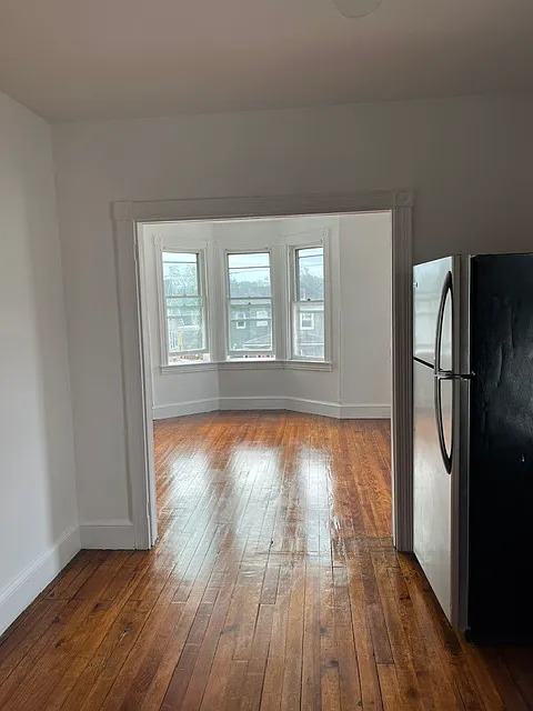 2029 Penn Ave — Photo 3