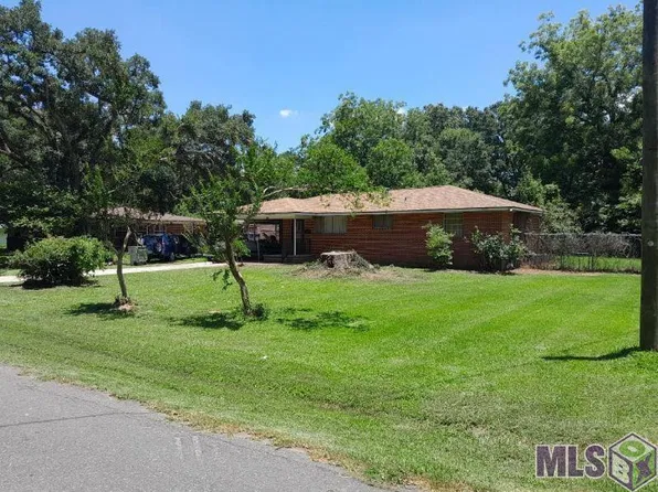 2424 N Magnolia Dr, Baker, LA 70714