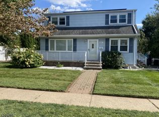 228 E Camplain Rd, Manville, NJ 08835