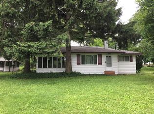 W785 Hafs Rd, Genoa City, WI 53128