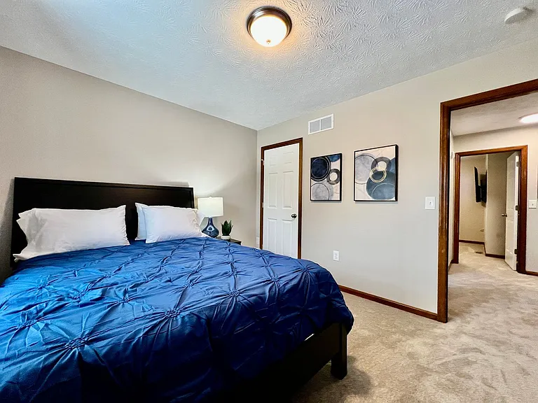 6429 Cincinnati Dayton Rd #B — Photo 29