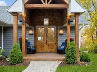 27533 N Chevy Chase Rd, Mundelein, IL 60060