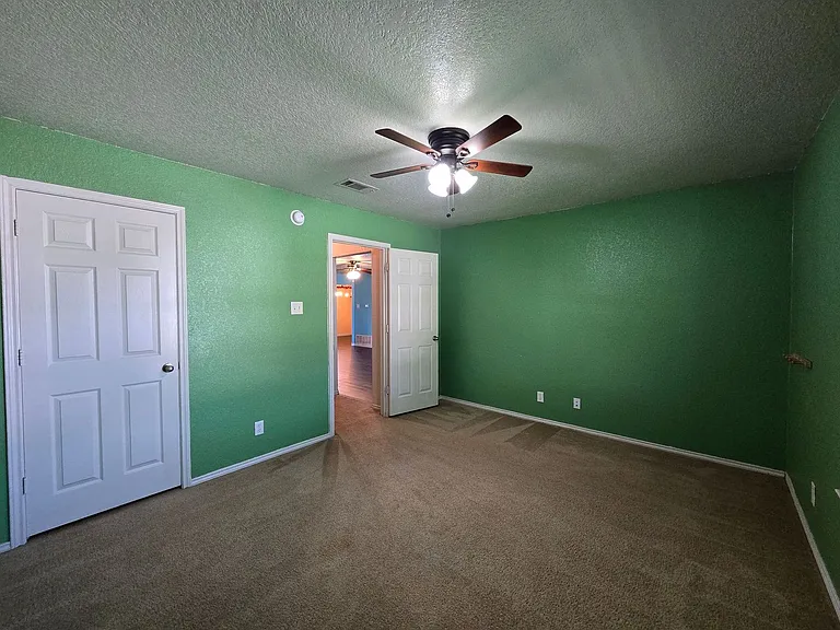 3802 Captain Dr — Photo 21