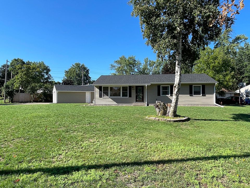 1st image of 2360 Spruce Pl