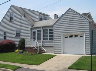 1300 De Witt Ter, Linden City, NJ 07036