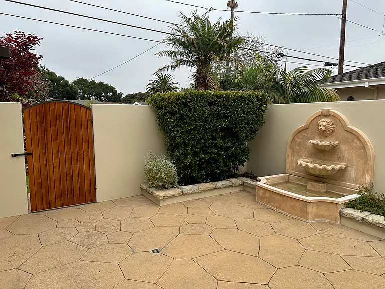 1907 Gillespie St — Photo 18