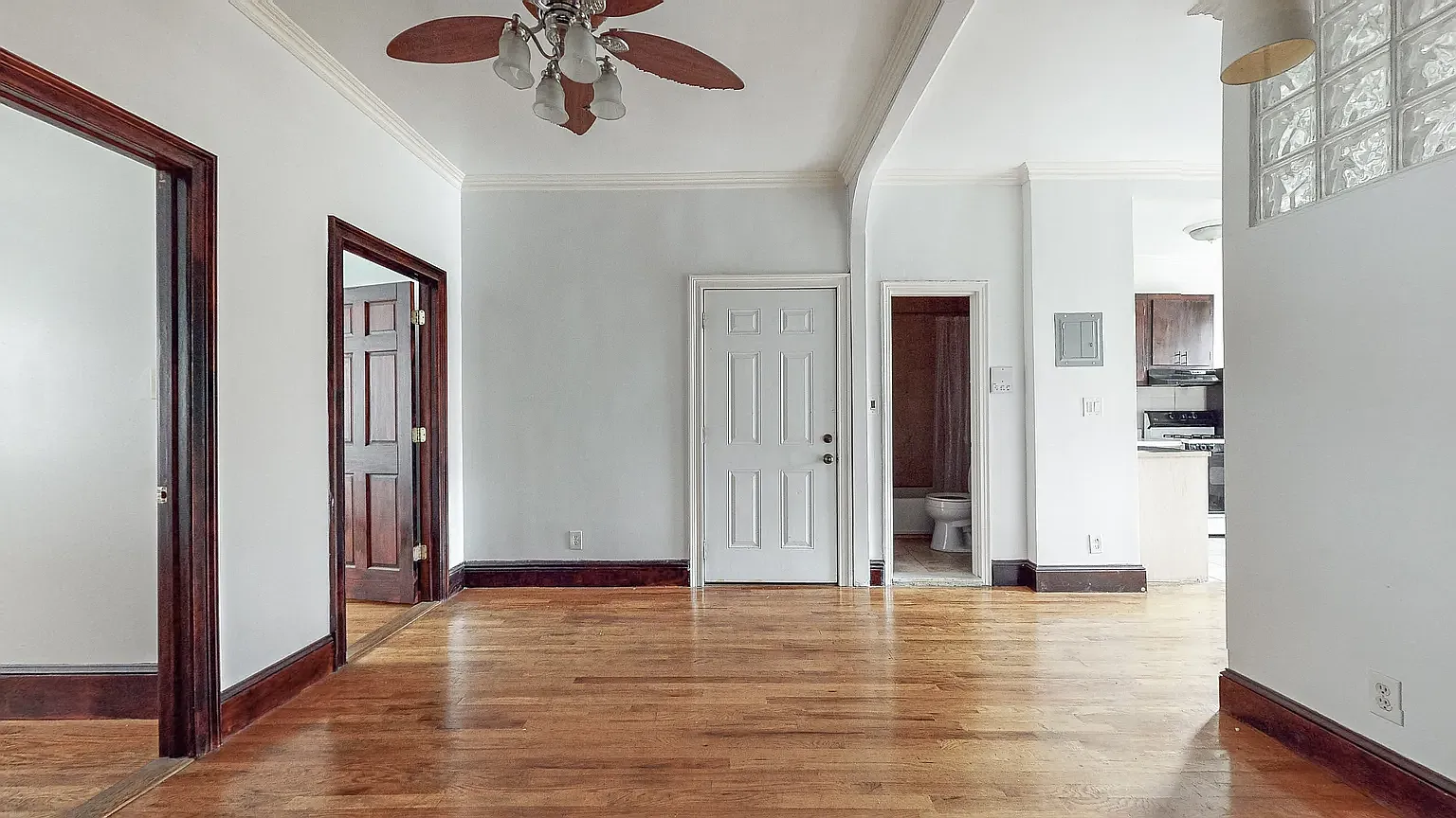 618A Bergen Street — Photo 4