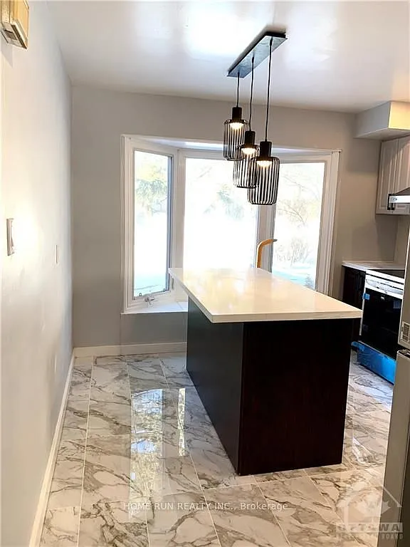 4 bed, $2,750 — Photo 4