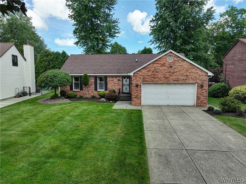 1st image of 171 Amberwood Dr