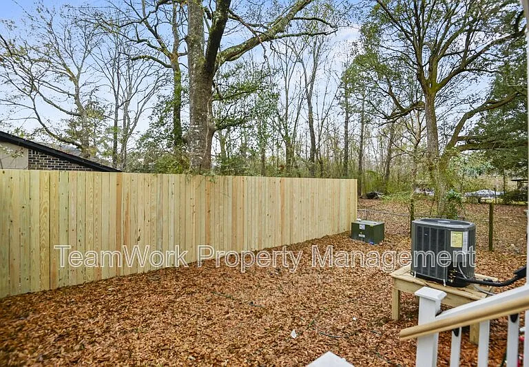 101 Langley Dr #D — Photo 23