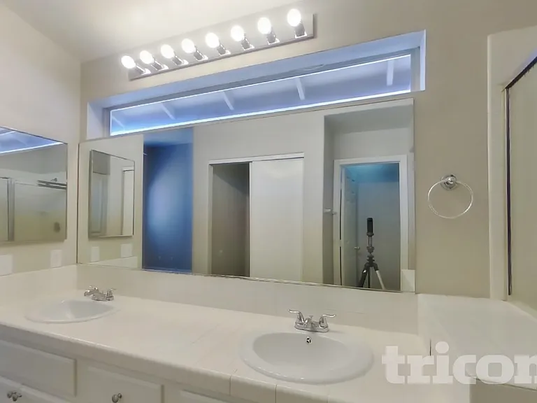 5582 Super Bowl Dr — Photo 10