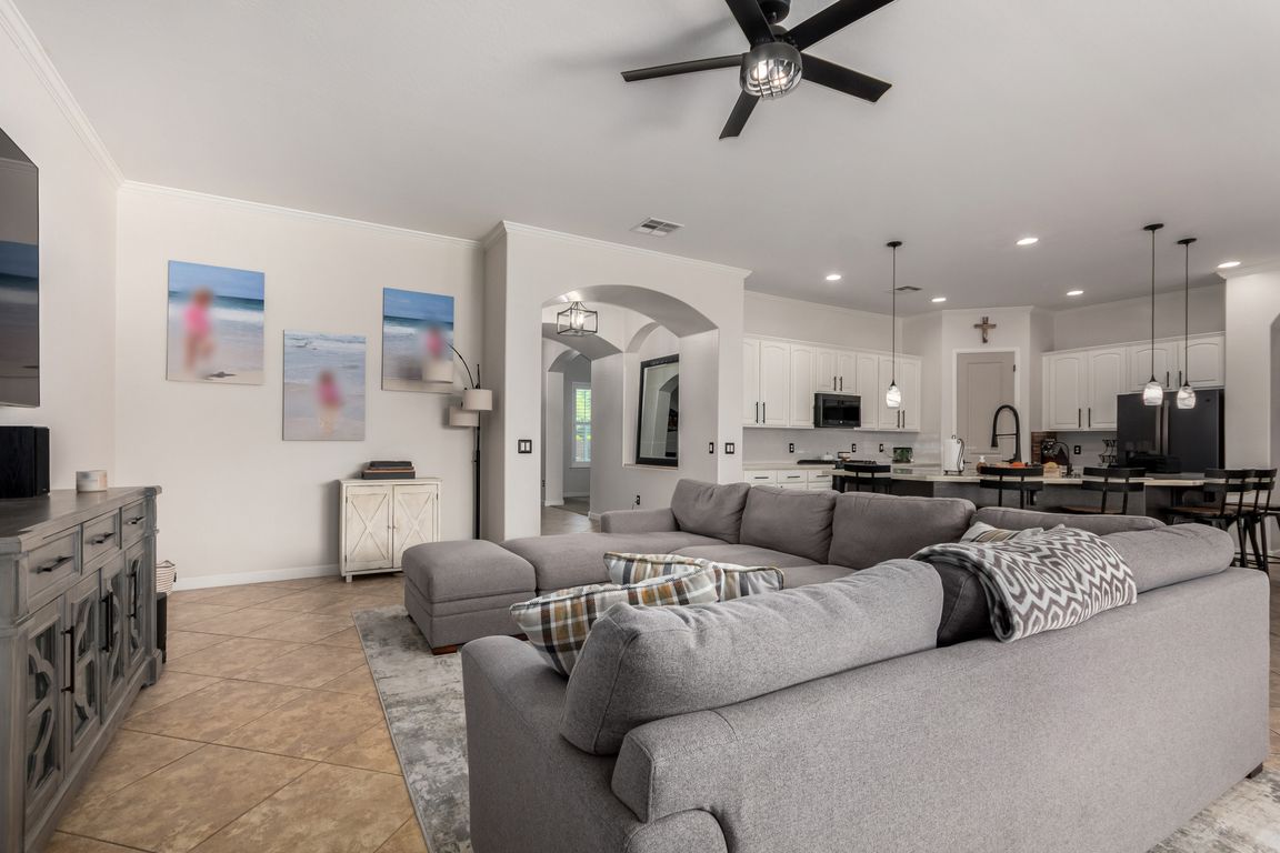 next background image