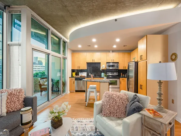 923 Peachtree St NE Unit 825, Atlanta, GA 30309