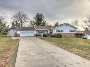 306 Rich View Dr, Darlington, PA
