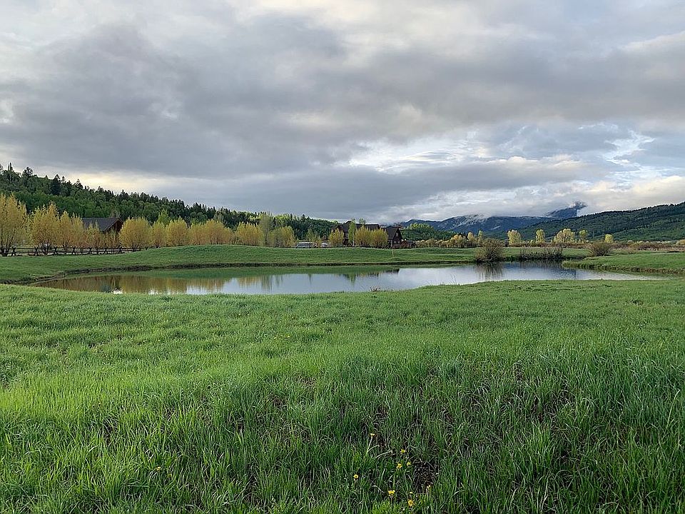 NW View from Center of lot.